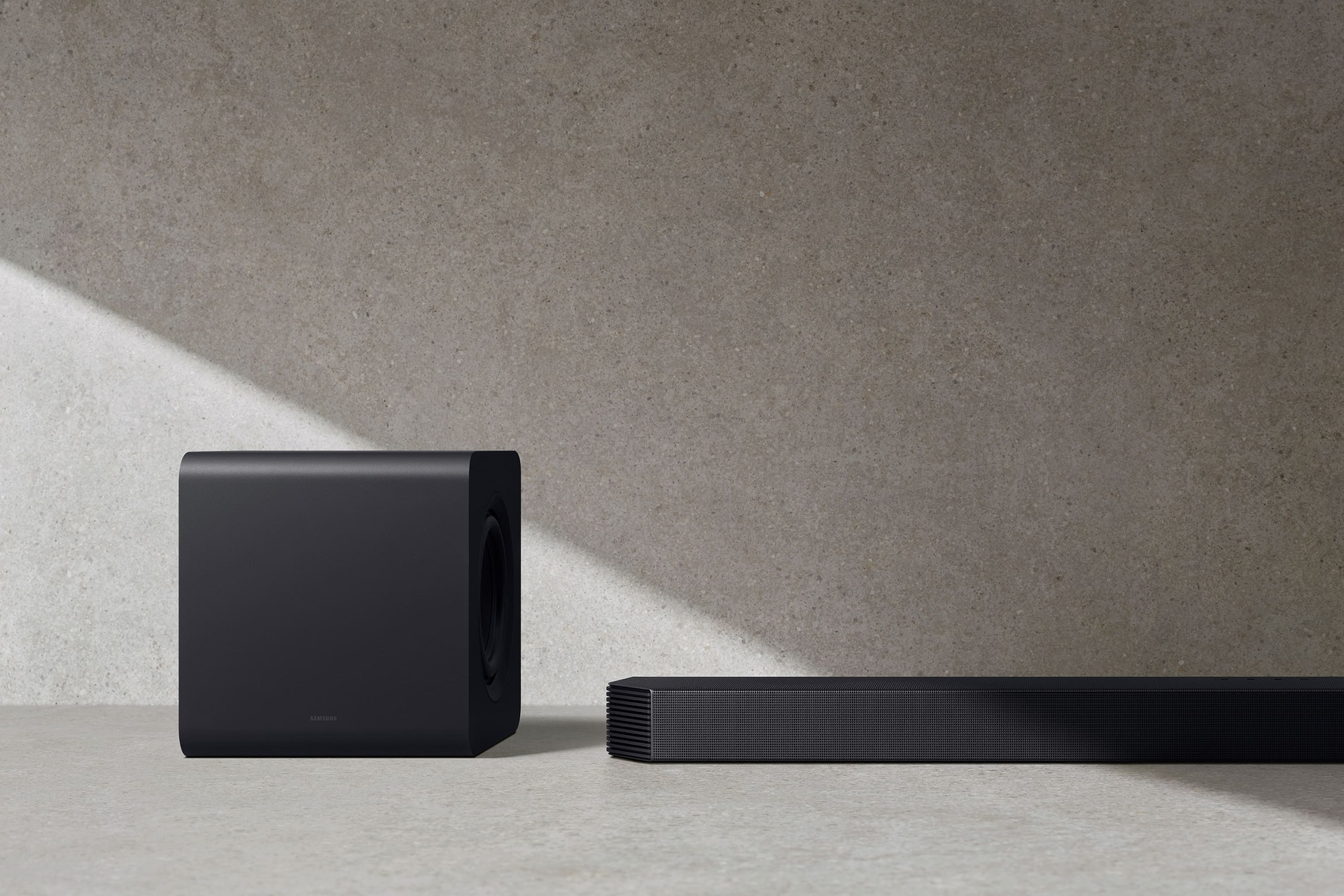 Samsung Q-series HW-Q810F Black 5.1.2 channels – image 3
