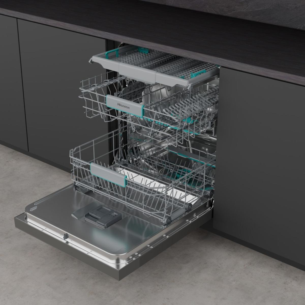 Hisense Dishwasher HBU5A6390X BK065 – image 6