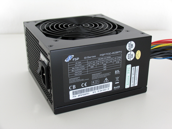 FSP700-80BPN power supply unit – image 1