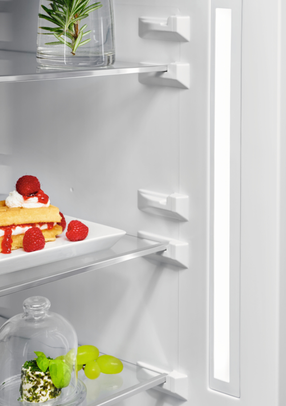 AEG Series 8000 RCB736D7MG Freestanding – image 6