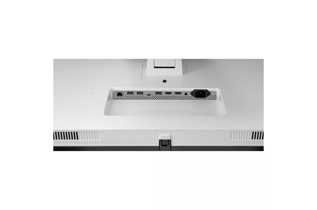 LG 43SQ700S-W computer monitor – image 6