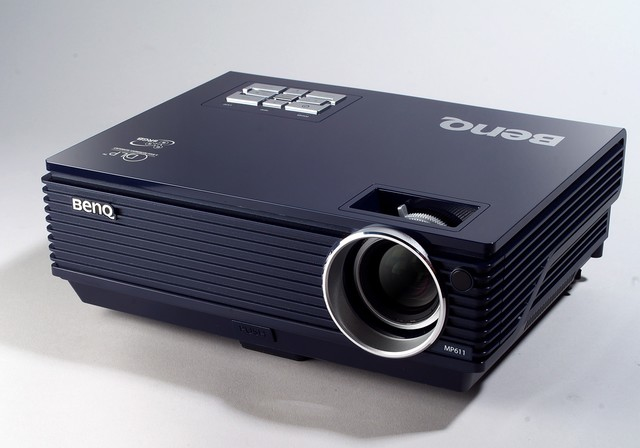BenQ MP611 2400 ANSI lumens DLP SVGA (800x600) – image 2