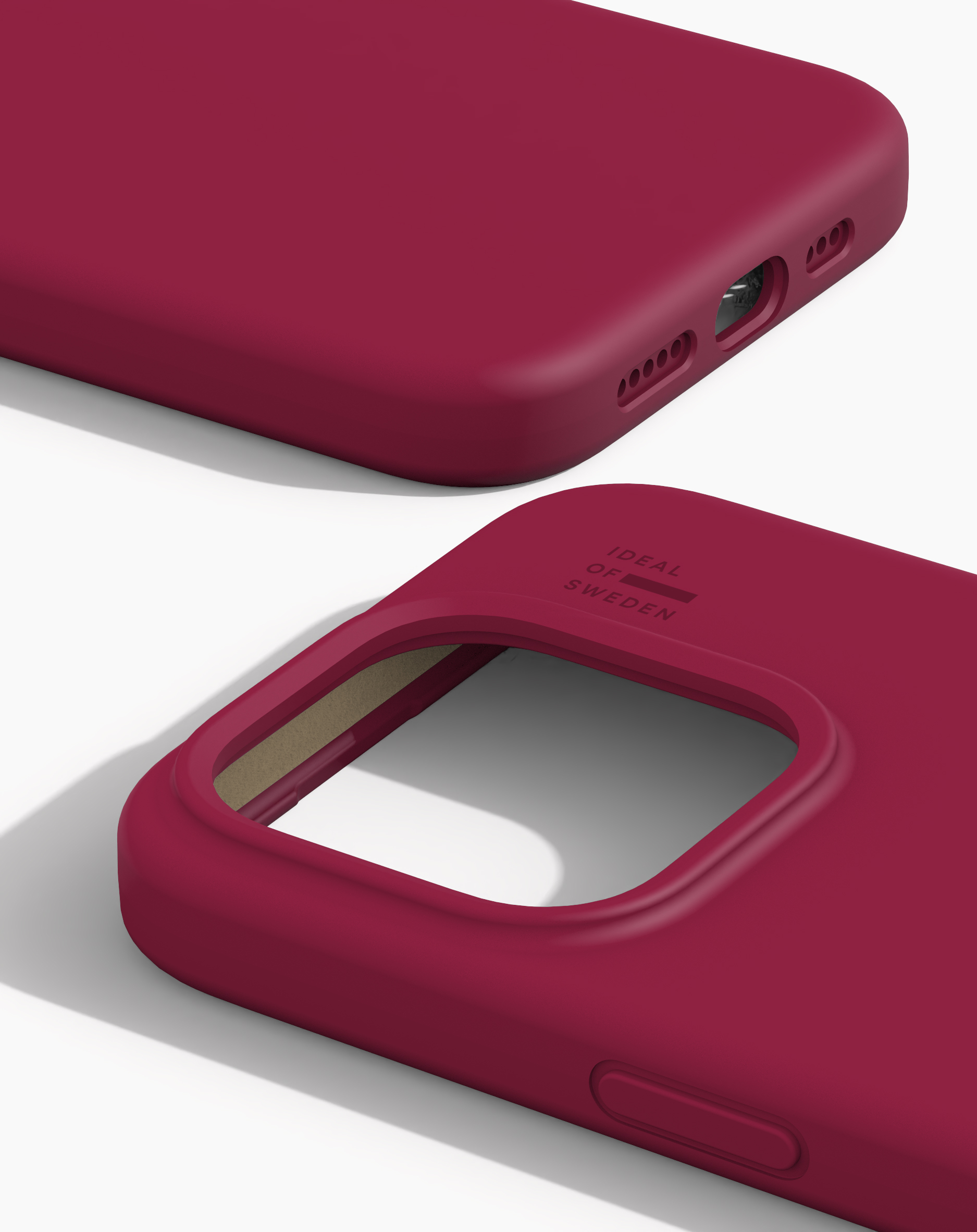 iDeal of Sweden Silicone Case iPhone 14 Pro Cranberry – image 2