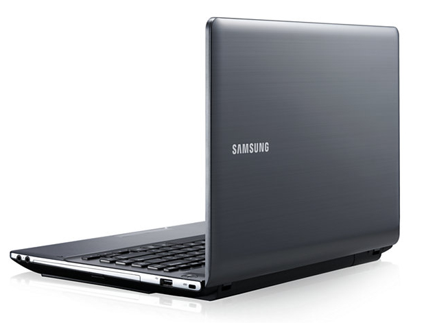 Samsung 3 NP355V4X AMD A6 A6-4400M Laptop – image 5