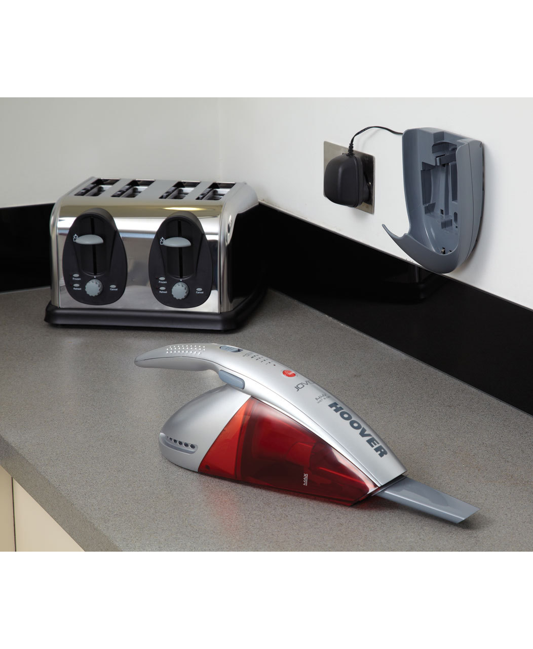 Hoover SJ144WSR4 handheld vacuum Red, Silver Bagless – image 5