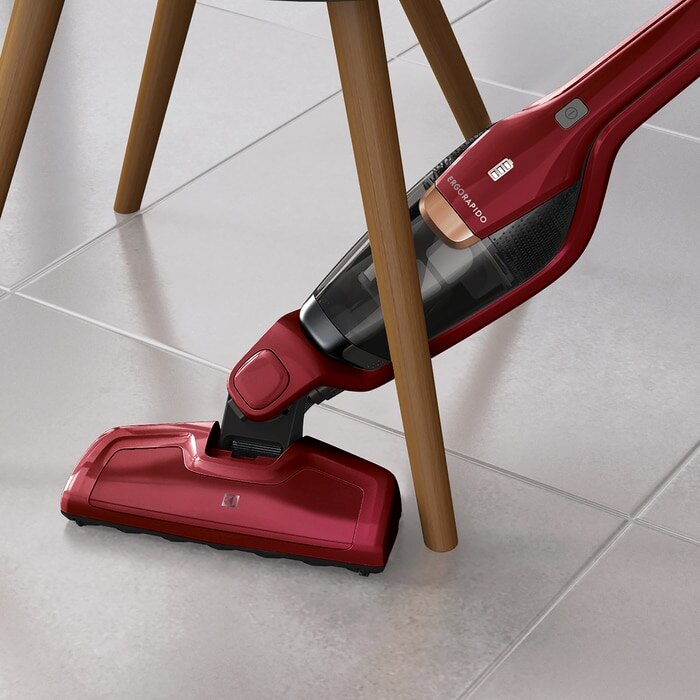 Electrolux EERC75WRK 2-in-1 stick vacuum Battery Dry Cyclonic Bagless – image 4