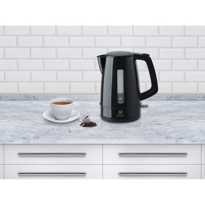 Electrolux EEWA1310 electric kettle – image 3