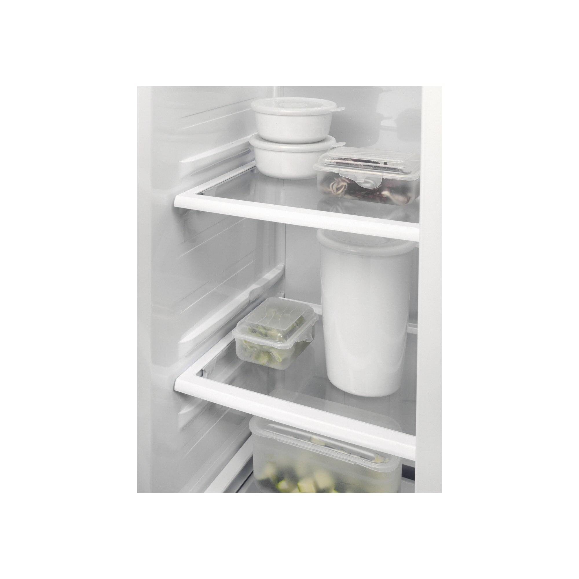 Electrolux EAL6140WOU side-by-side refrigerator Freestanding – image 4