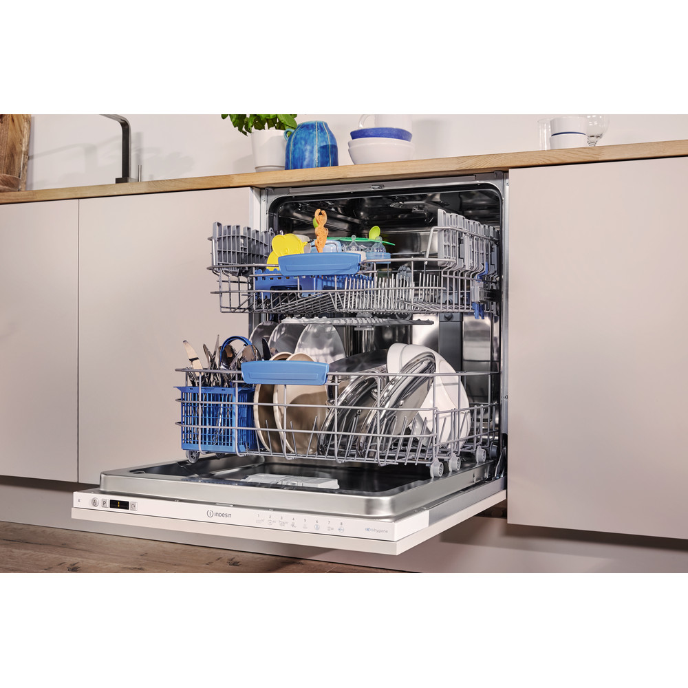 Indesit DIFP 8T96 Z UK – image 6