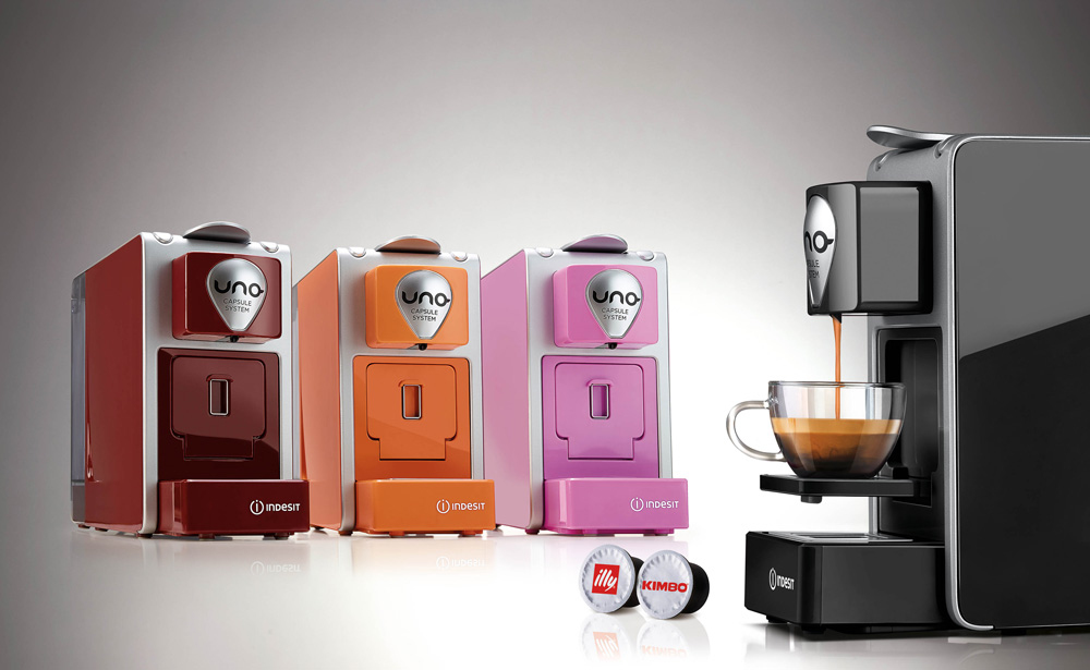 Indesit UNO Fully-auto Capsule coffee machine – image 7