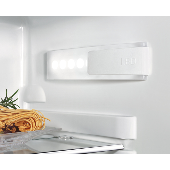 AEG SKS8123XAC fridge Built-in – image 5
