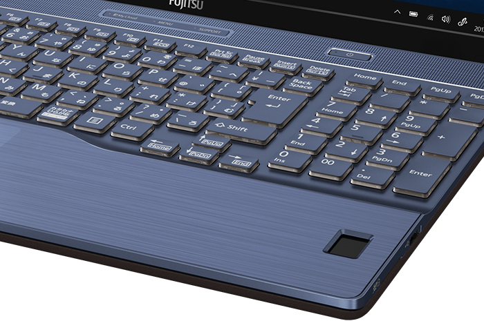 Fujitsu LIFEBOOK AH77/B3 Intel® Core™ i7 i7-8550U Laptop – image 4