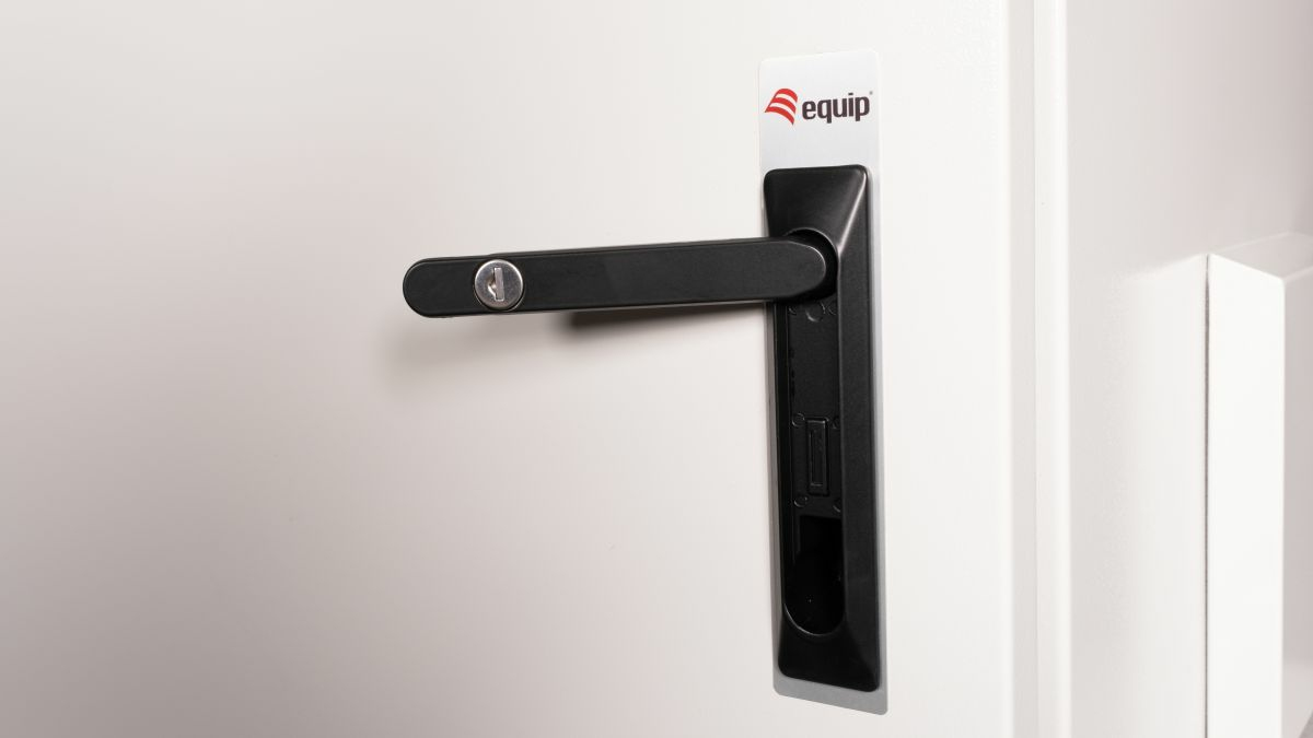 Equip Safe Outdoor 19' Cabinet, 09U – image 6