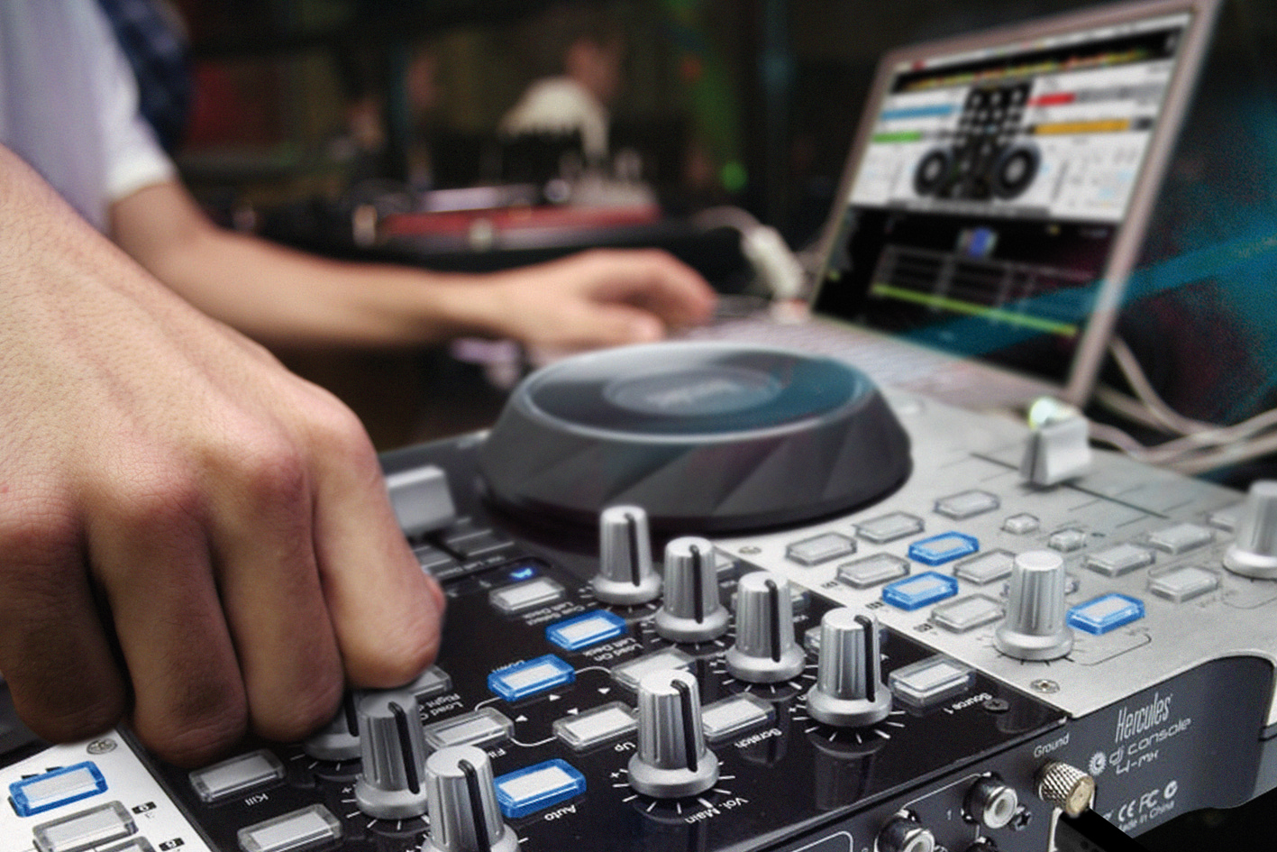 Hercules DJ CONSOLE 4-Mx – image 9