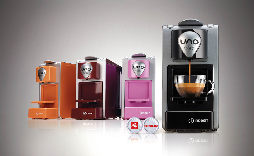 Indesit UNO Fully-auto Capsule coffee machine – image 9
