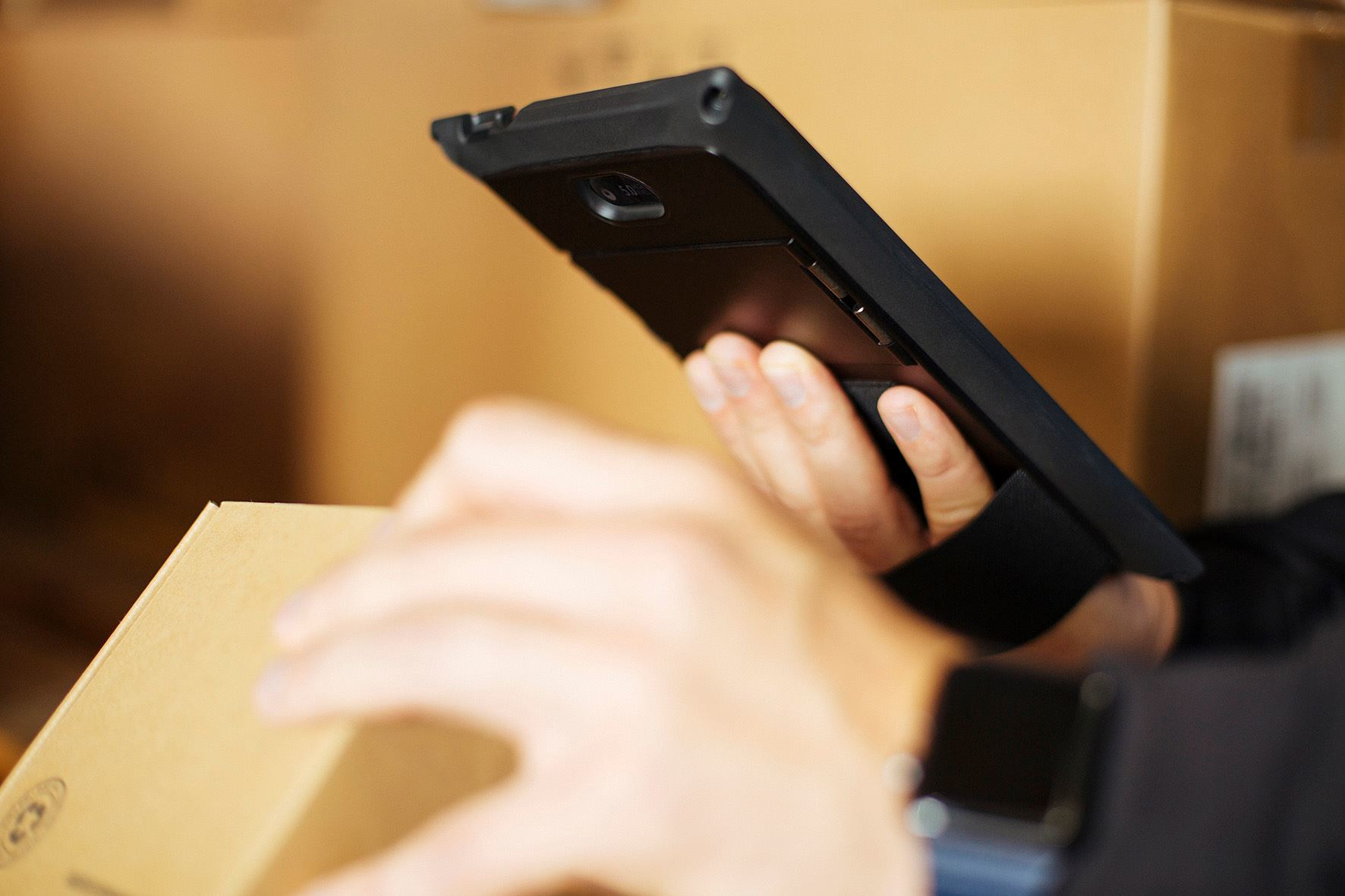 Targus THD472GLZ tablet case – image 9