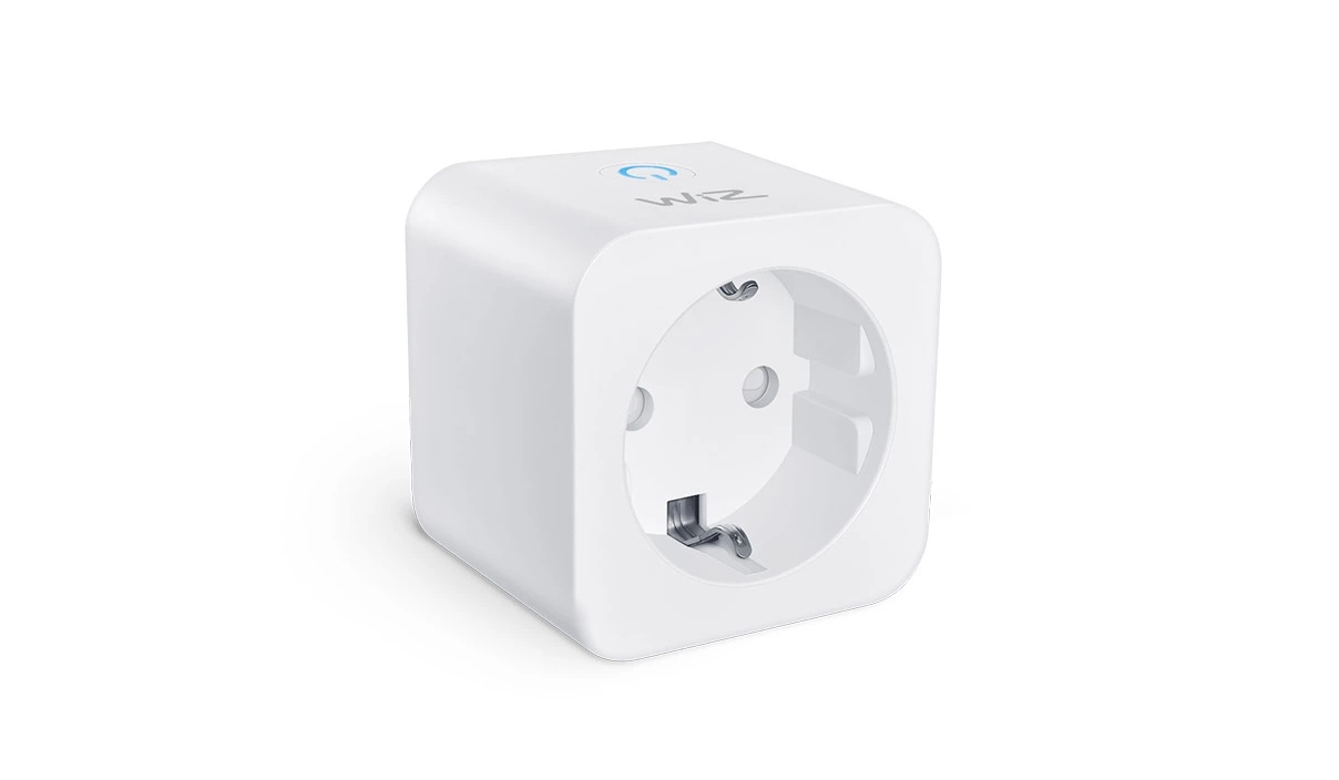 WiZ 8719514866317 smart plug Home, Office White