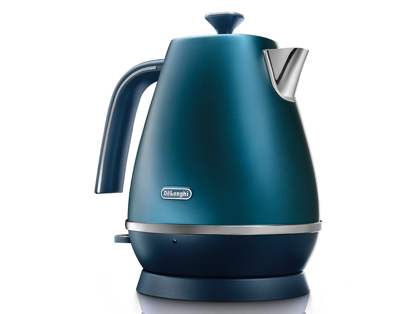 De’Longhi KBI2001.BL electric kettle – image 2