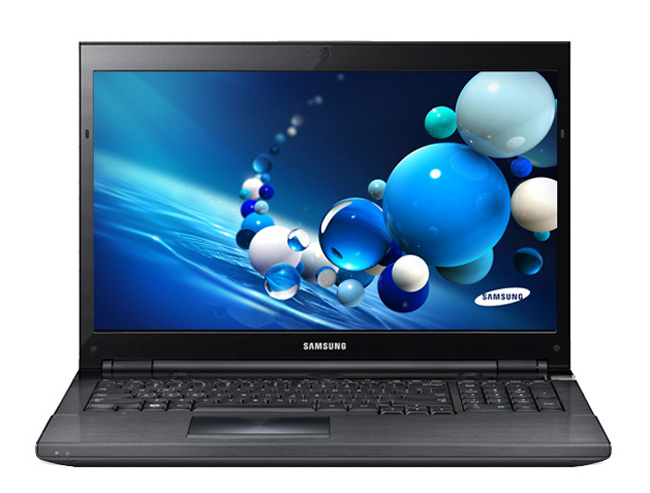 Samsung 3 NP365E5C AMD A4 A4-4300M Laptop – image 1