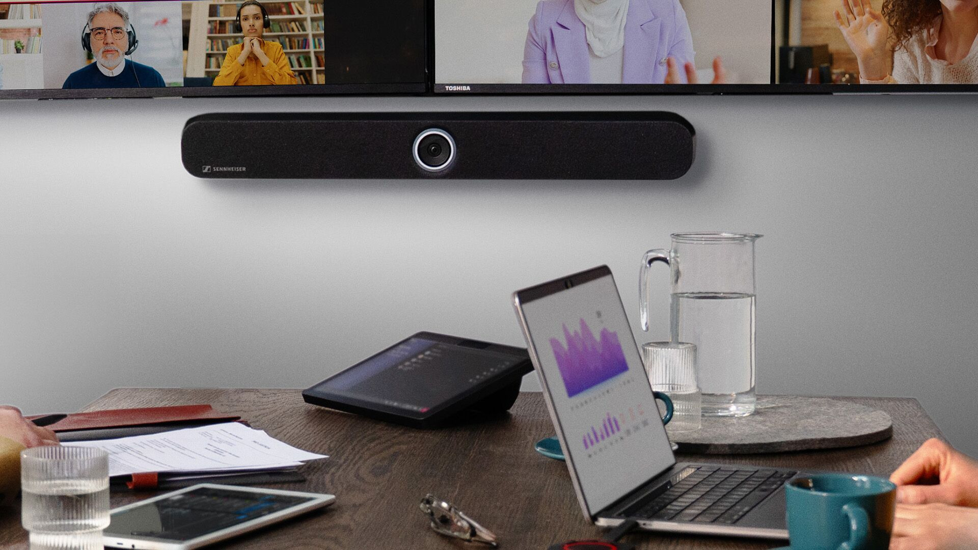 Barco ClickShare Hub Core & TeamConnect Bar M – image 2