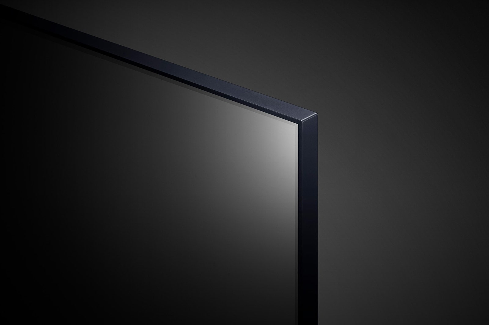 LG 70UR80003LJ TV – image 9