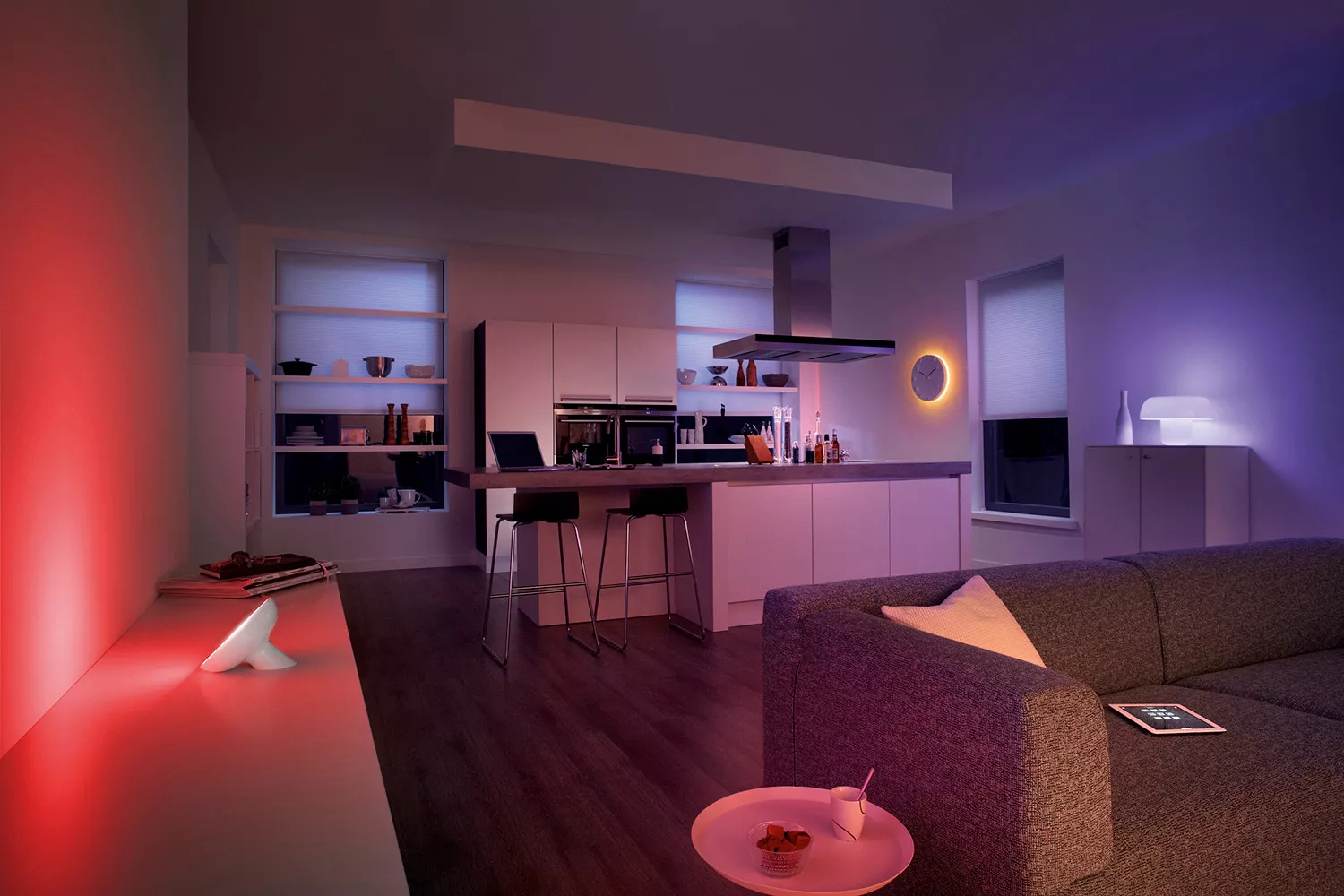 Philips by Signify Philips Hue White and colour ambience Bloom table lamp – image 7