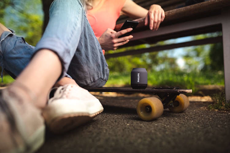 Philips UpBeat Mono portable speaker Black – image 2