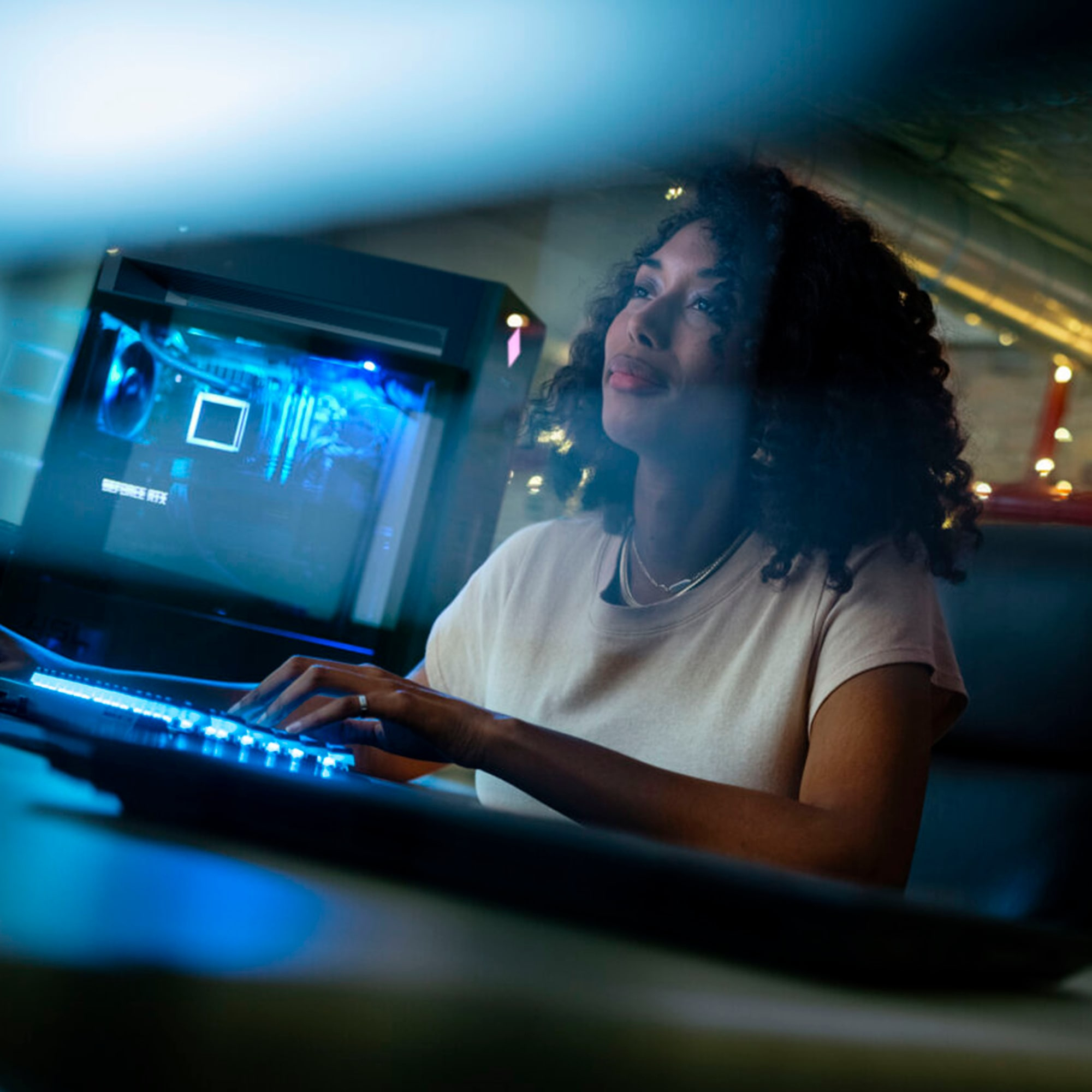 HP OMEN by HP 45L GT22-1015na AMD Ryzen™ 9 7900X 32 GB DDR5-SDRAM 2 TB SSD NVIDIA GeForce RTX 4090 Windows 11 Home Tower PC Black – image 6
