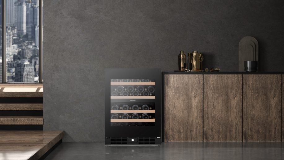 Hisense RW3N122GALF Compressor wine cooler Built-in Black 46 bottle(s) – image 9
