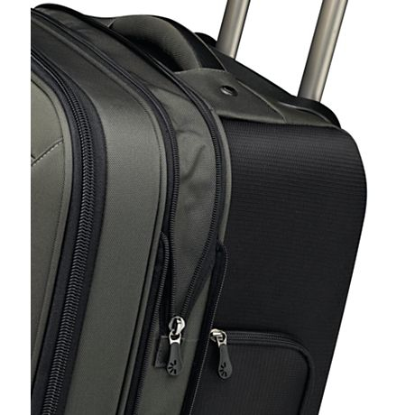 Case Logic 22" Lightweight Expandable Upright Roller – image 4