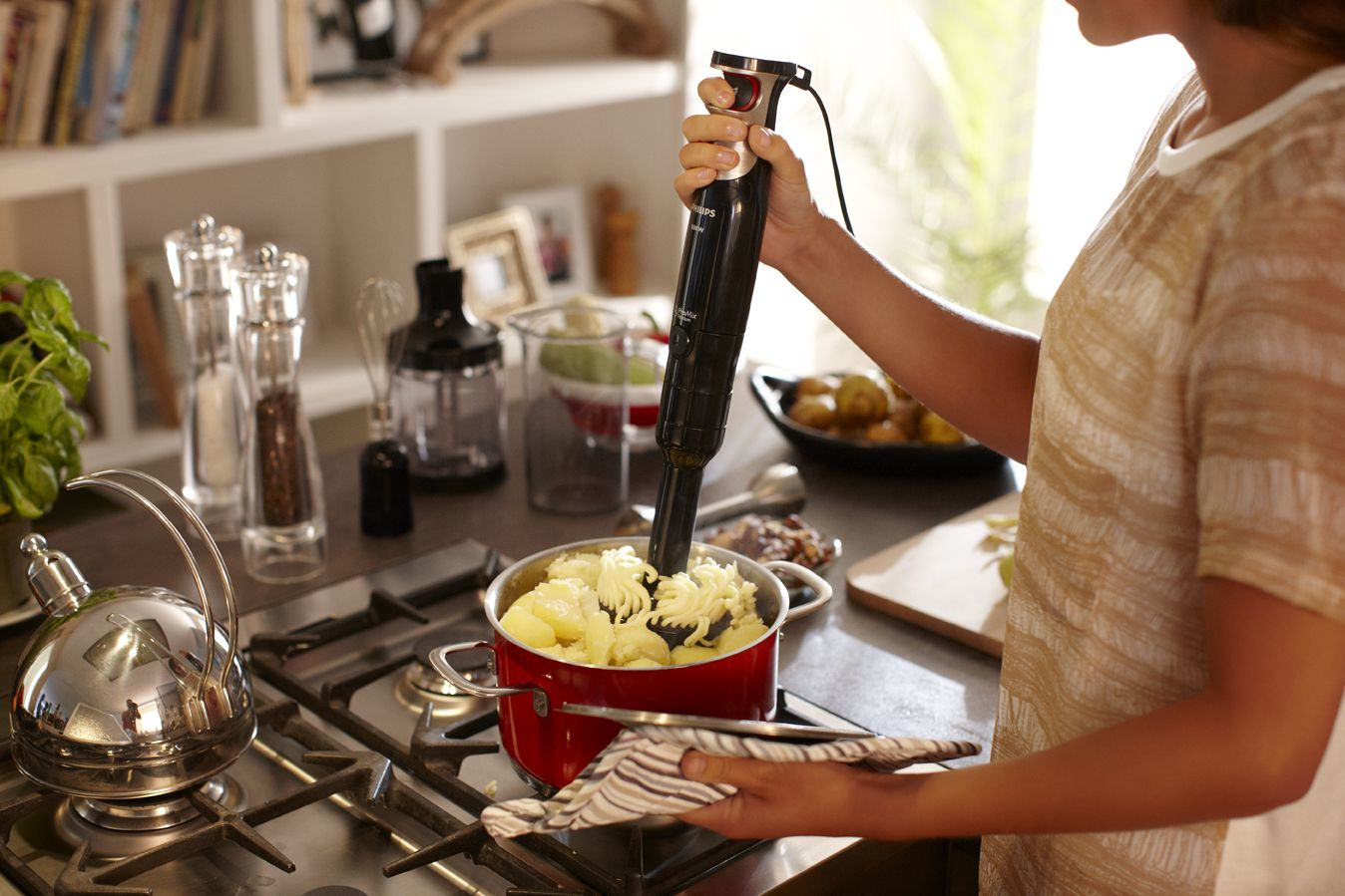 Philips Avance Collection HR1965/90 blender Black – image 4