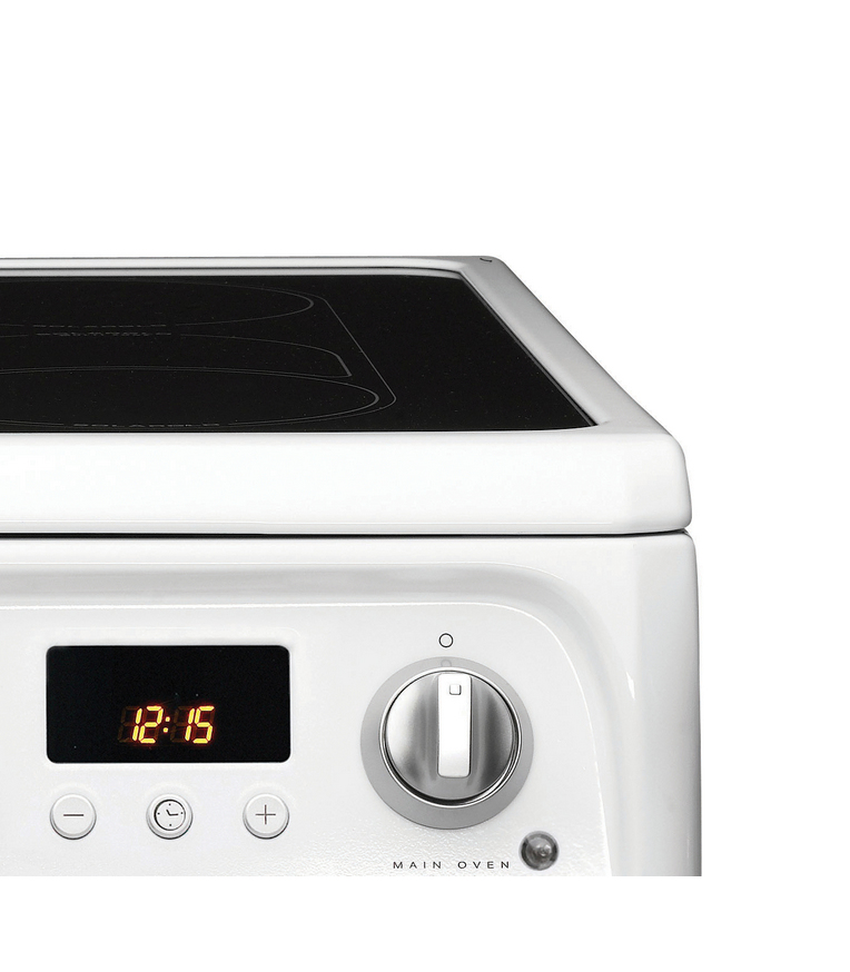 Hotpoint HUE61PS cooker Freestanding cooker Electric Ceramic hob White – image 3
