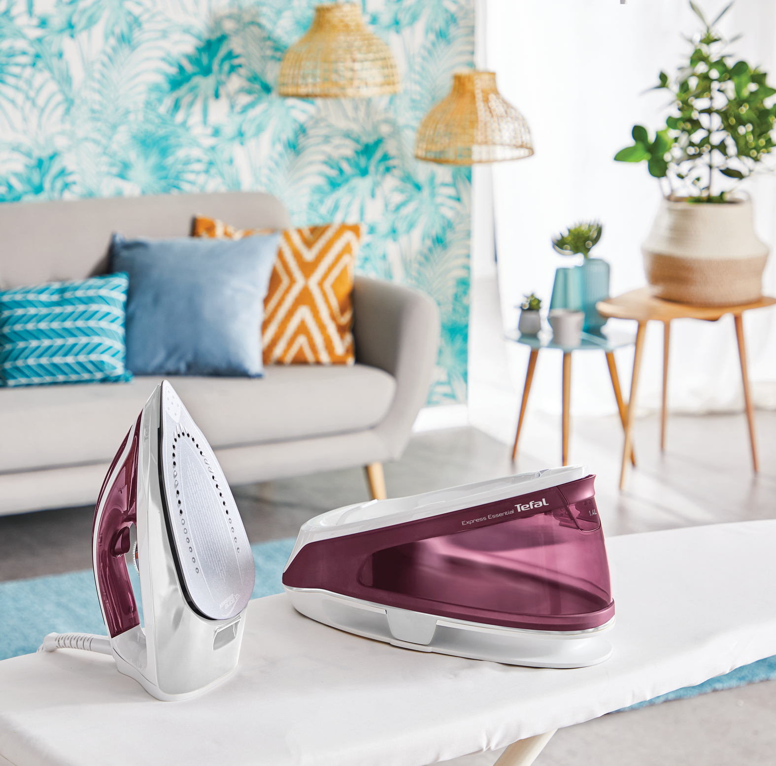 Tefal SV6110 steam ironing station – image 9