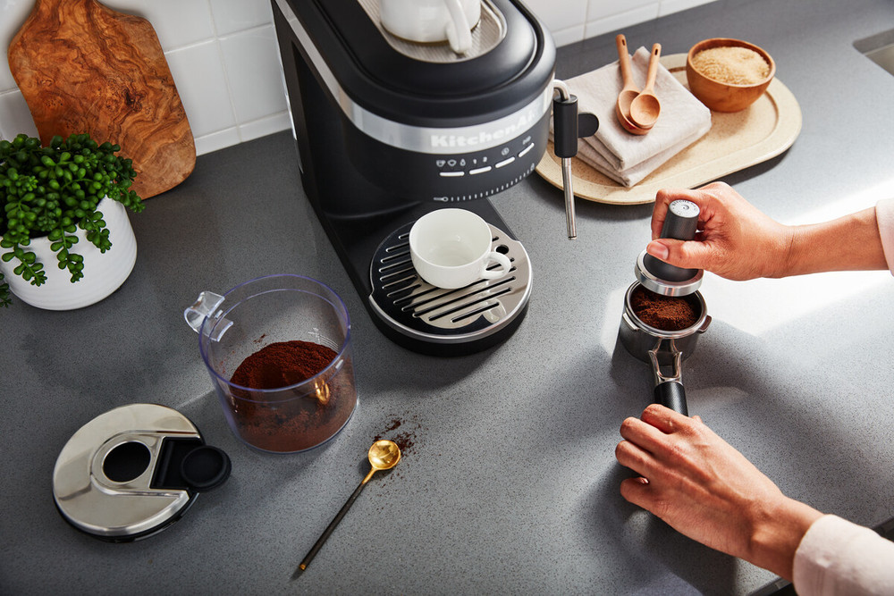 KitchenAid 5KES6503EBK Semi-auto Espresso machine – image 5
