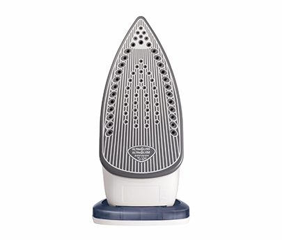 Tefal FV4488 Steam iron Ultragliss soleplate – image 4