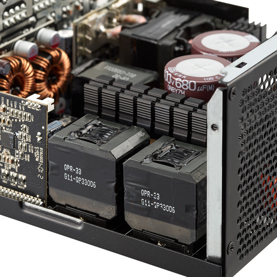 XPG CYBERCORE 1300W – image 8