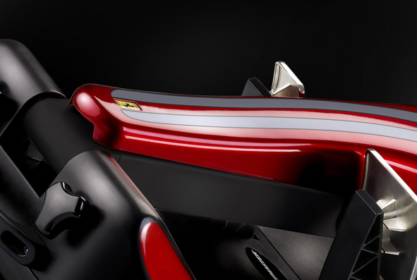 Thrustmaster Ferrari Wireless GT Cockpit 430 Scuderia Edition – image 7