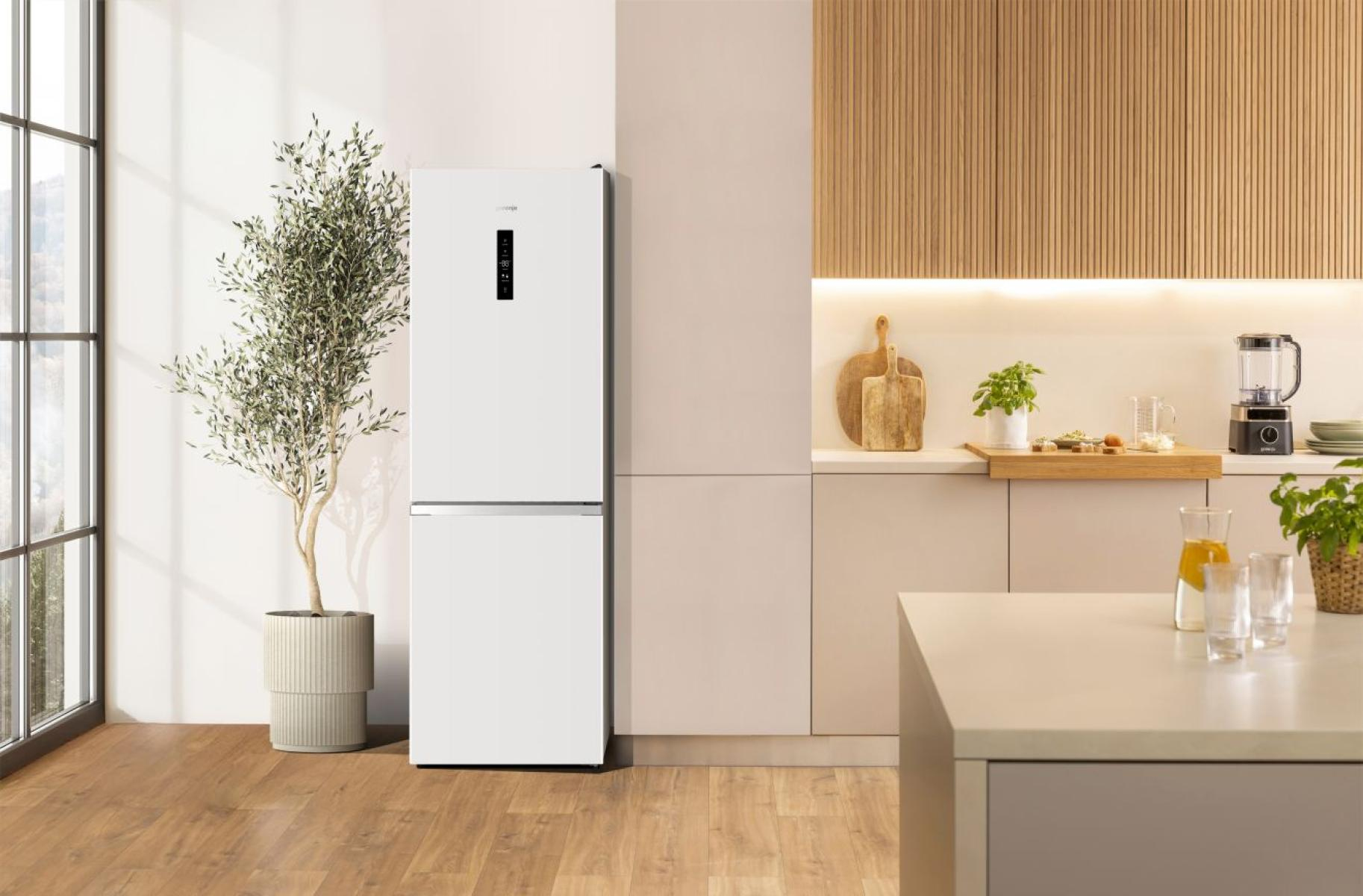 Gorenje Fristående kyl /frysskåp med design som passar in i standardkök. Multiflow 360° säkerställer jämn kylning, NoFrost Plus eliminerar behovet av manuell av – image 7