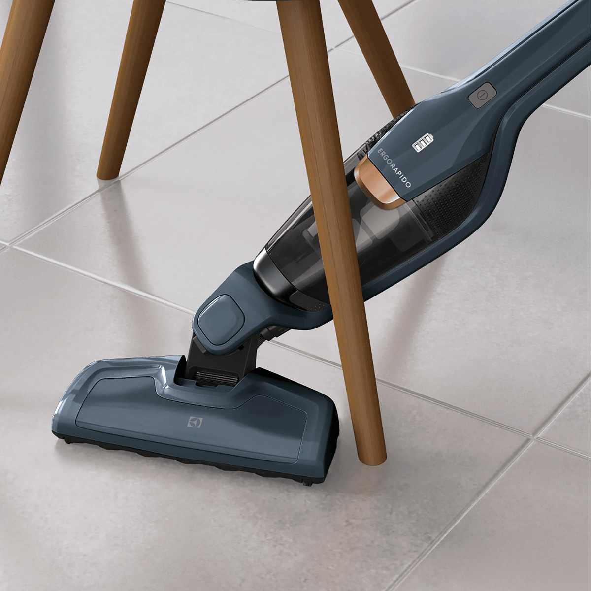 Electrolux EERC75DB 2-in-1 stick vacuum Battery Dry Cyclonic Bagless – image 3