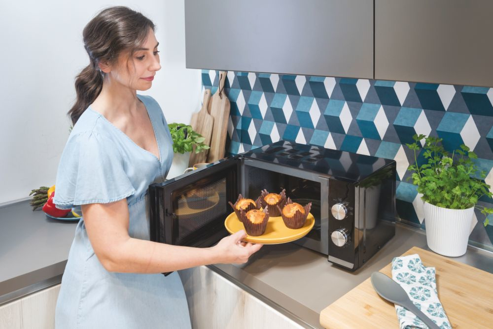 Candy Timeless Compact CMW20TNMB-07 Black Solo microwave Countertop – image 4