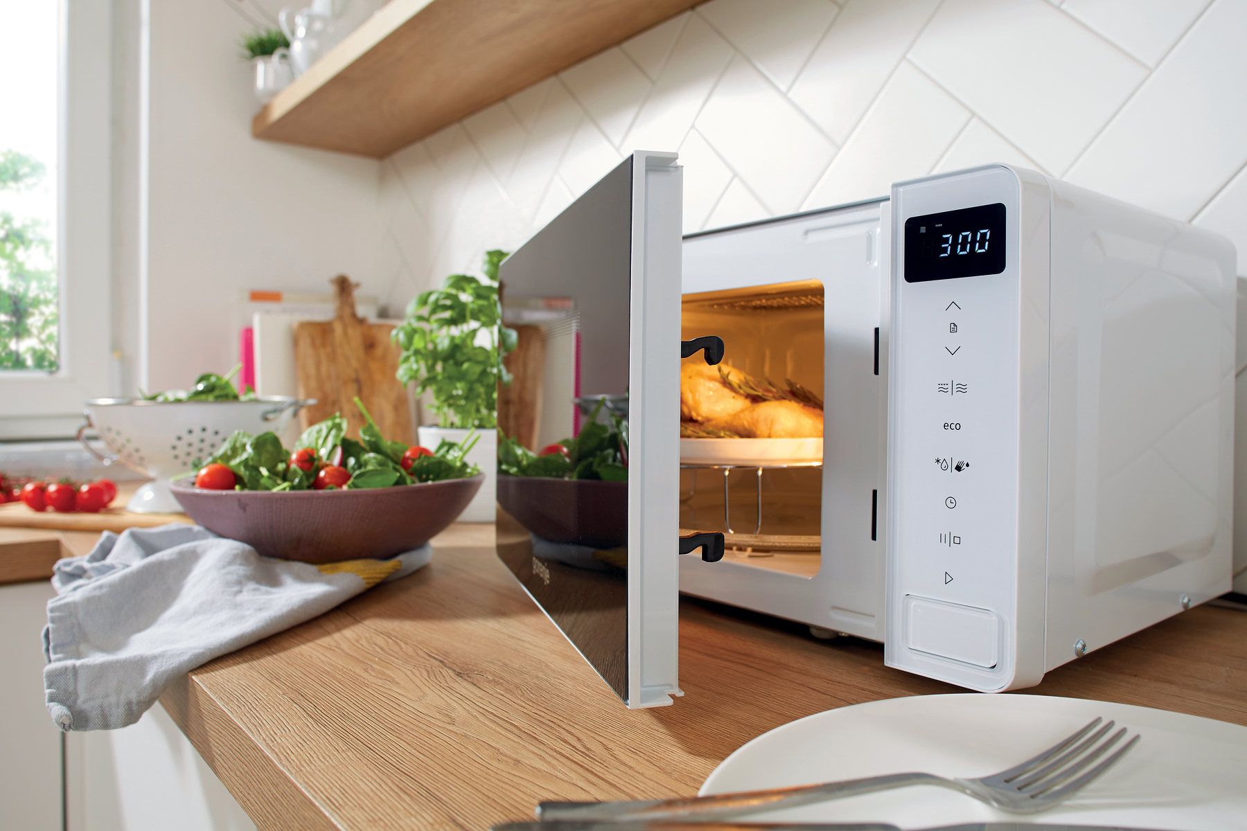 Gorenje MO20S4W White Grill microwave Countertop – image 9