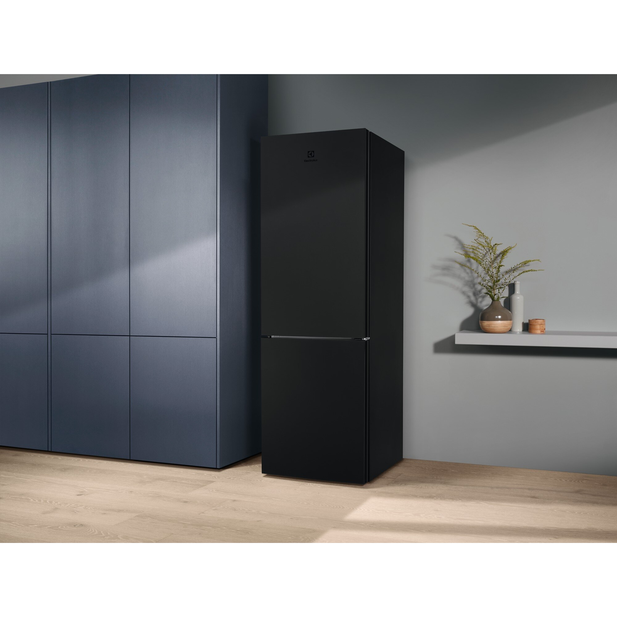 Electrolux LNT7ME32M1 Freestanding – image 3