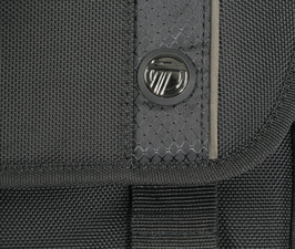 Targus Radius Vertical Messenger for 13" MacBook – image 4