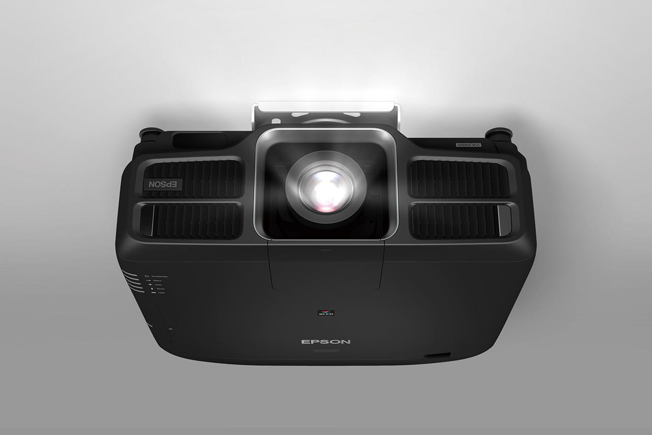 Epson EB-L1755U – image 2