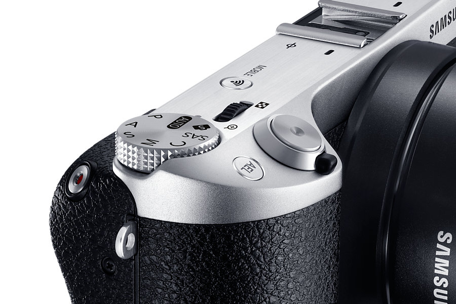 Samsung 500 + 16-50mm – image 5