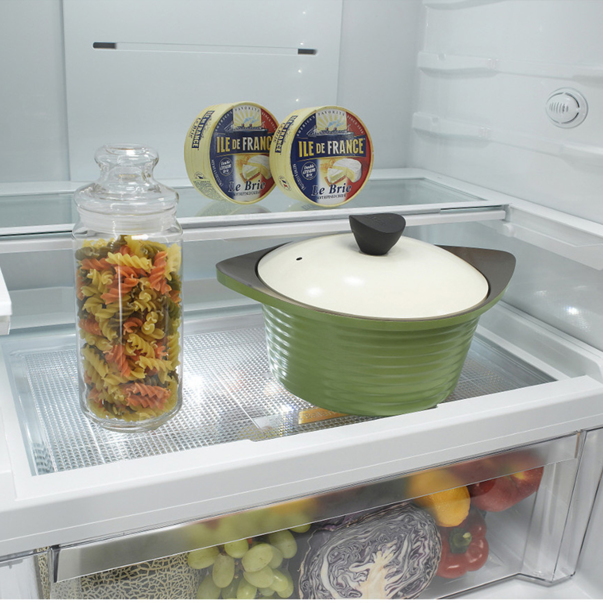 LG GBB548NSQFE fridge-freezer Freestanding – image 3