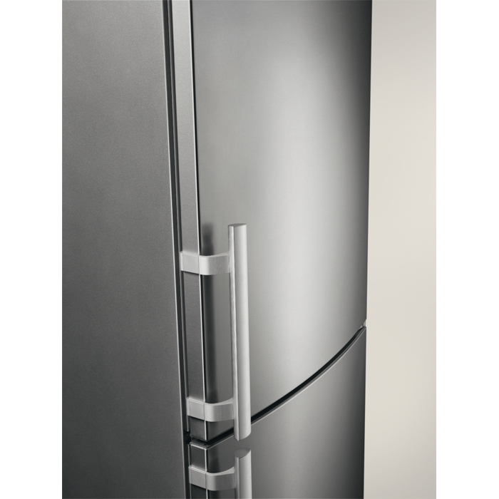 Electrolux EN3791MOW Freestanding – image 3