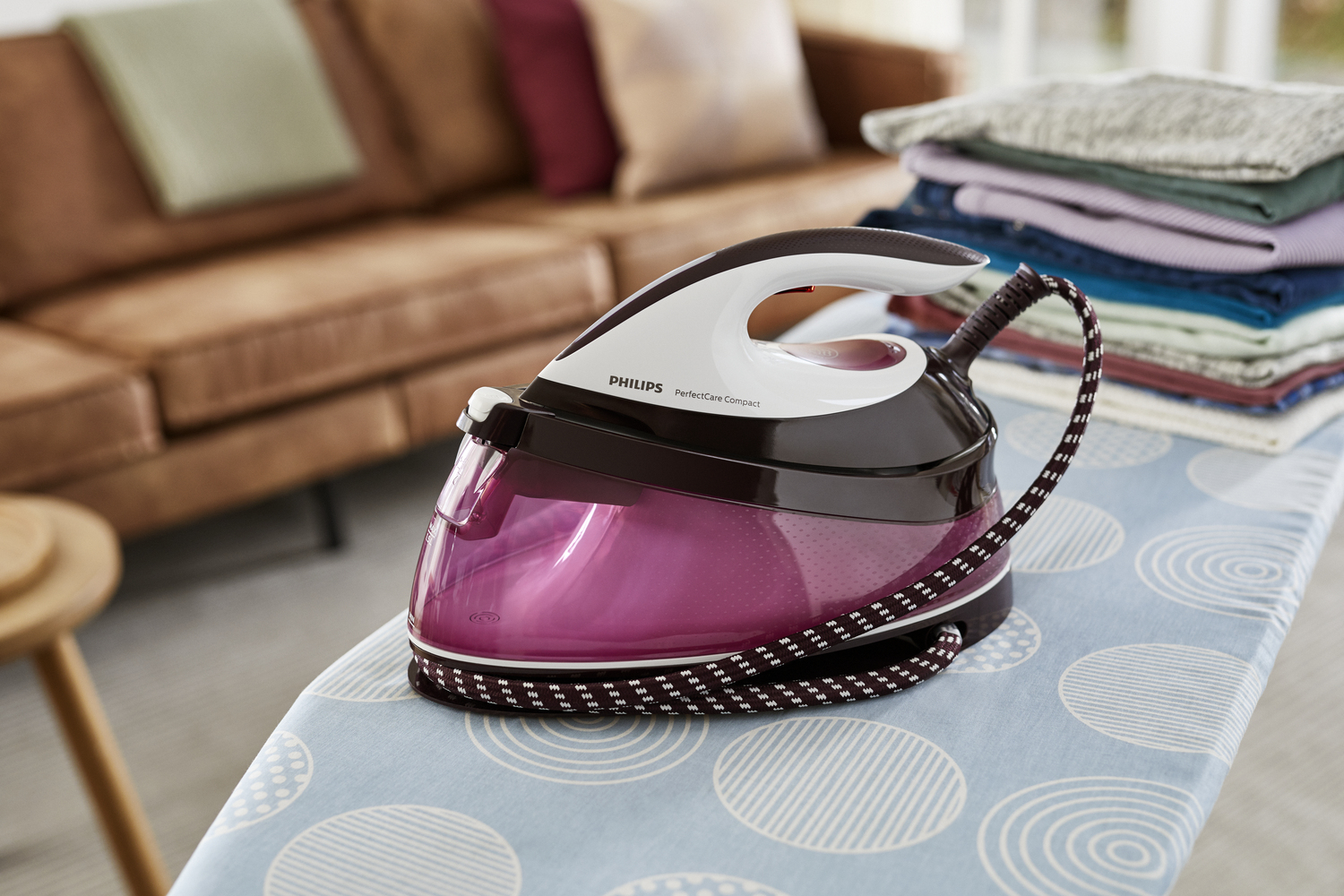 Philips PerfectCare Compact GC7808 Refurbished Steam generator iron – image 3