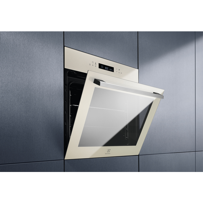Electrolux LOE7C31S 72 L Champagne – image 7