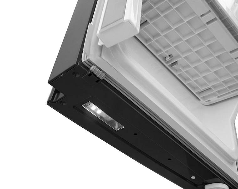 Hisense RF715N4AS1 side-by-side refrigerator Freestanding – image 9